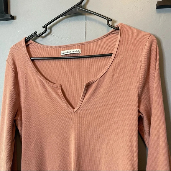 Abercrombie & fitch rose pink ribbed long sleeve shirt size large - Picture 2 of 8